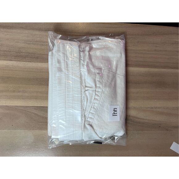 Jaclyn Smith Pants Womens‎ Beige Capri Capris size medium ￼ - Picture 9 of 9